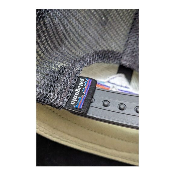 Patagonia Fitz Roy Fish Trout Mesh Trucker Snapback Hat Cap Adjustable - Picture 4 of 4